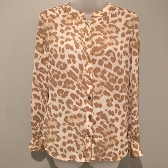 Banana Republic Tops - Banana Republic Tan Leopard Print Blouse